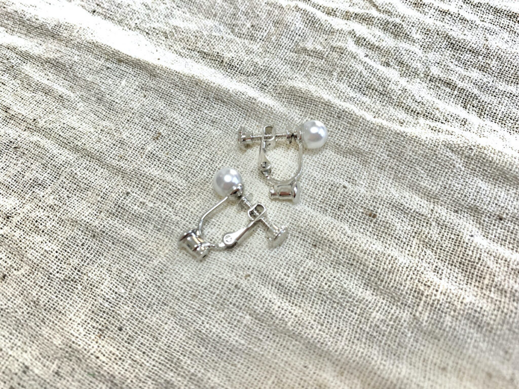 How to use earring converters - even if you don't have pierced holes!